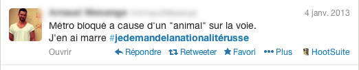 Ce tweet montre à quel point les internautes se sont emparés du hashtag comme outil de dérision, ici avec jedemandelanationaliterusse